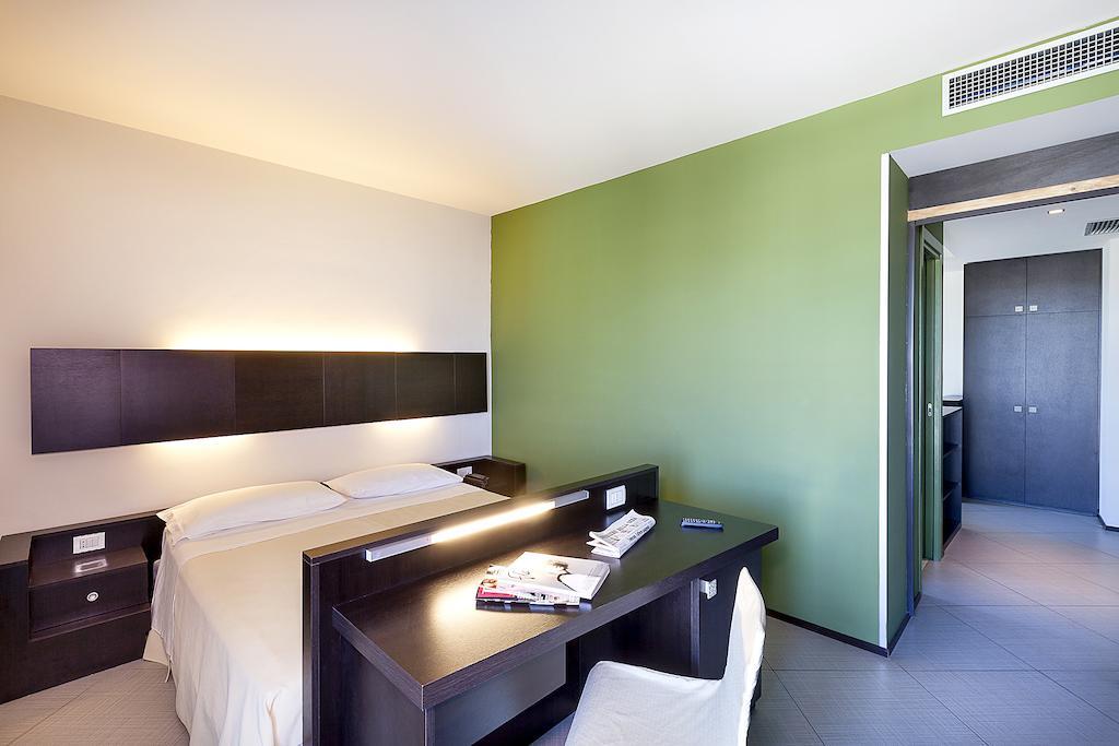 Hotel Lido Alba Adriatica Ruang foto