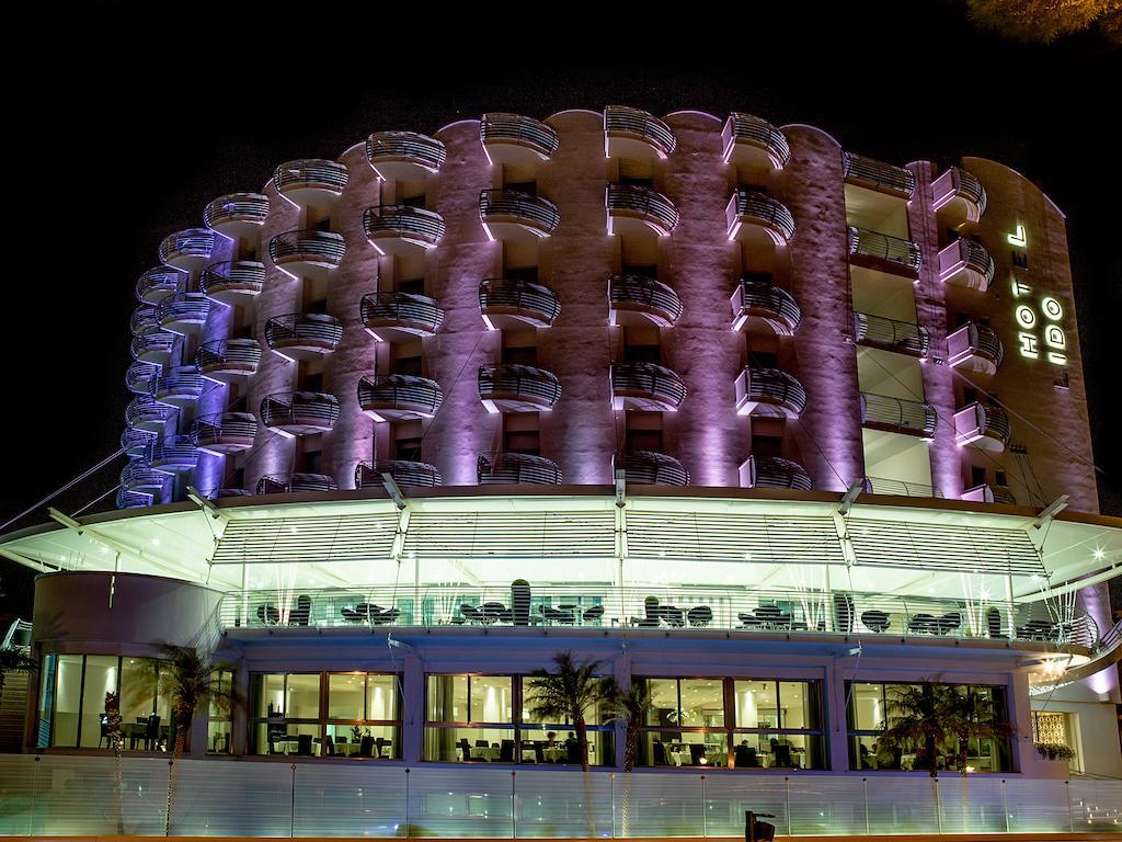 Hotel Lido Alba Adriatica Bagian luar foto