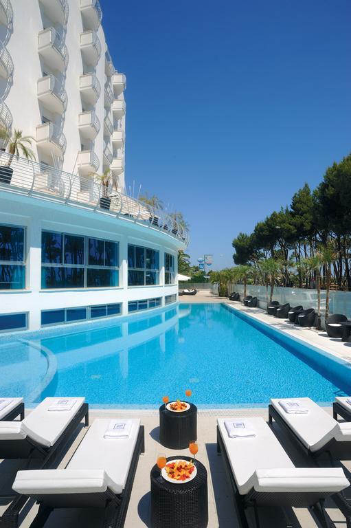 Hotel Lido Alba Adriatica Bagian luar foto